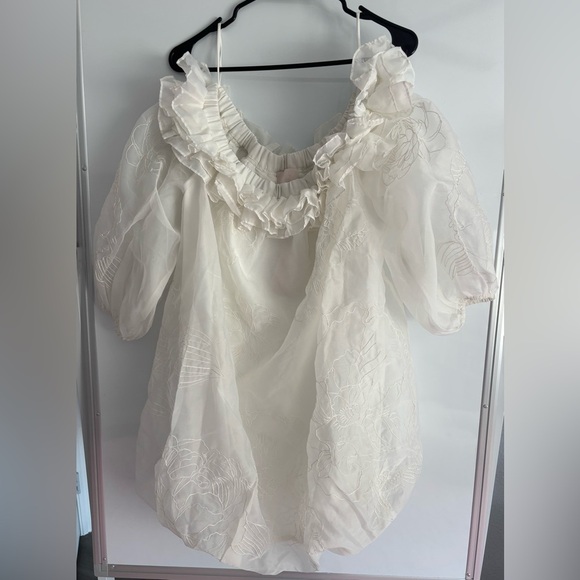 cinq a sept Dresses & Skirts - Cinq à Sept Ivory Ruffled Mini Dress